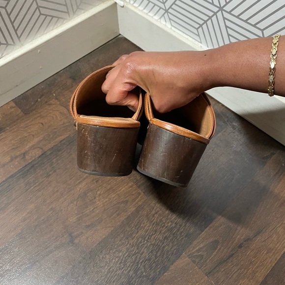 Madwell Leather Clogs - Picture 5 of 8